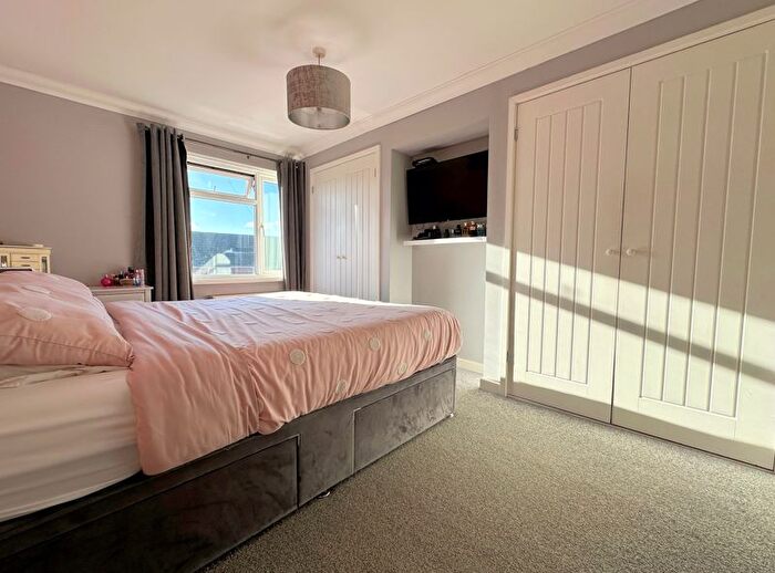 3 Bedroom Terraced House For Sale In Dryden Avenue, Portsmouth, PO6
