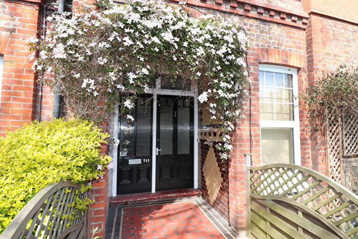 1 Bedroom Flat To Rent In Rugby Road, Worthing, BN11