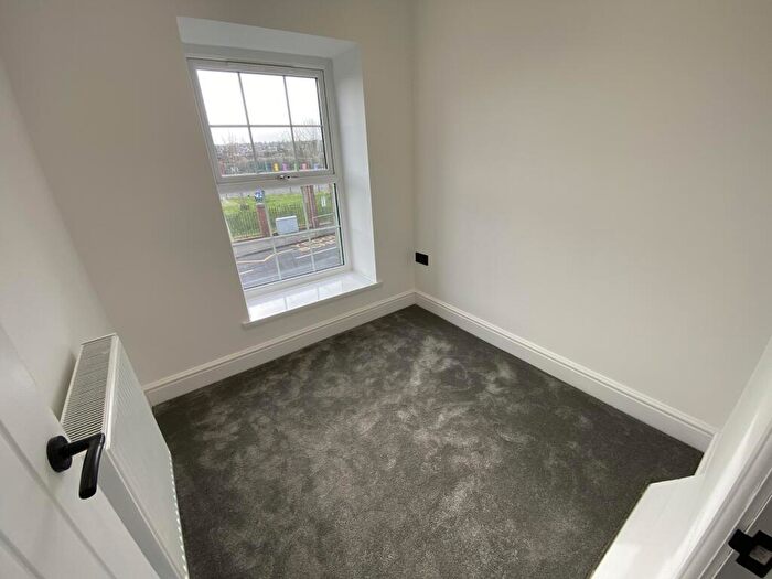 4 Bedroom Detached House For Sale In Walters Road, Llansamlet, Swansea, City And County Of Swansea., SA7