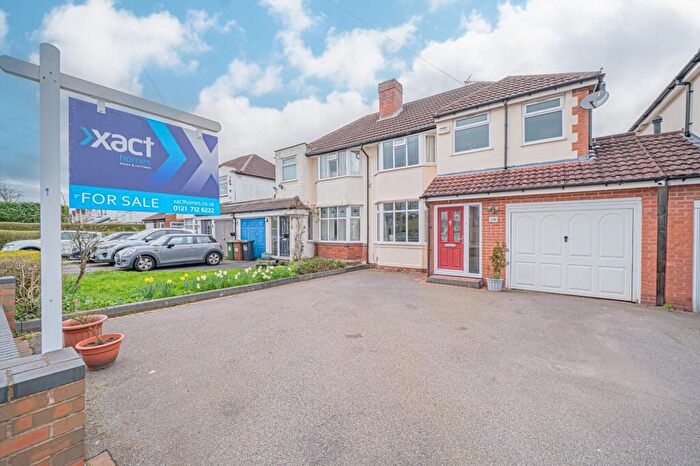 4 Bedroom Semi-Detached House For Sale In Yoxall Road, Shirley, B90