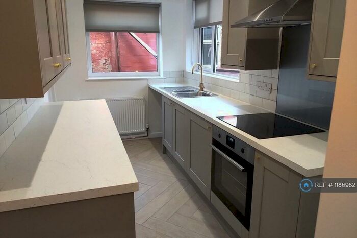 3 Bedroom Terraced House To Rent In Robinson Street, Fulwood, Preston, PR2