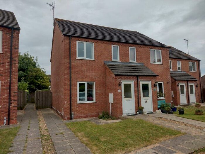 2 Bedroom Semi-Detached House To Rent In Rathkenny Close, Holbeach, PE12