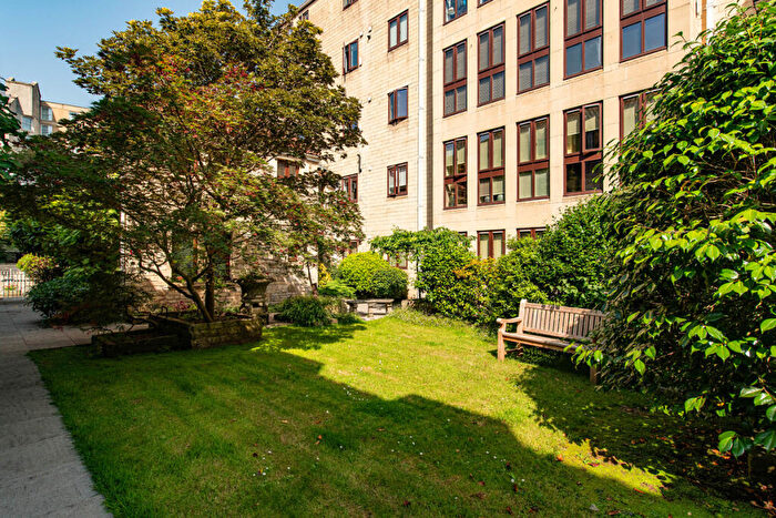 3 Bedroom Apartment For Sale In Grove Street, Bath, BA2