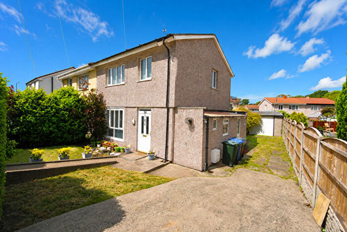 3 Bedroom Semi-Detached House For Sale In Beckett Road, Doncaster, DN2