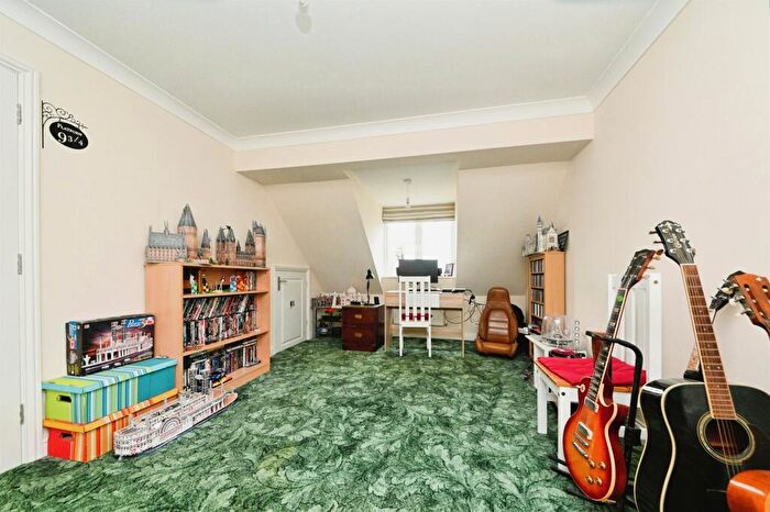 5 Bedroom Detached House For Sale In Bulrush Avenue, Downham Market, PE38
