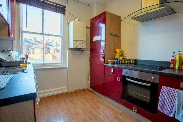 3 Bedroom Flat To Rent In Ashby Road, Loughborough - Inc Bills, LE11