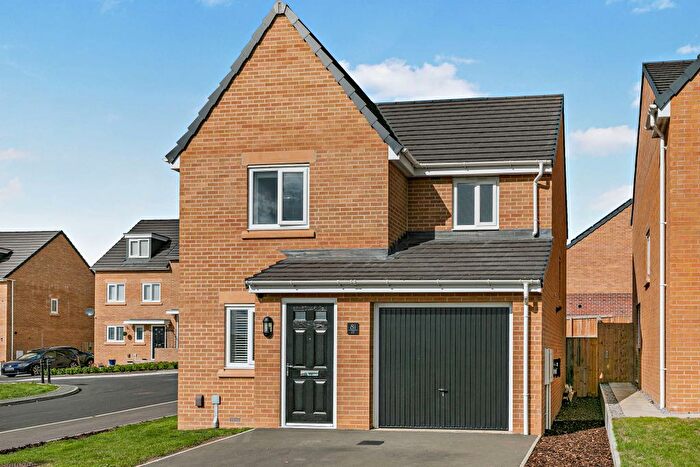 3 Bedroom Detached House For Sale In Twine Road, Wakefield, West Yorkshire, WF2