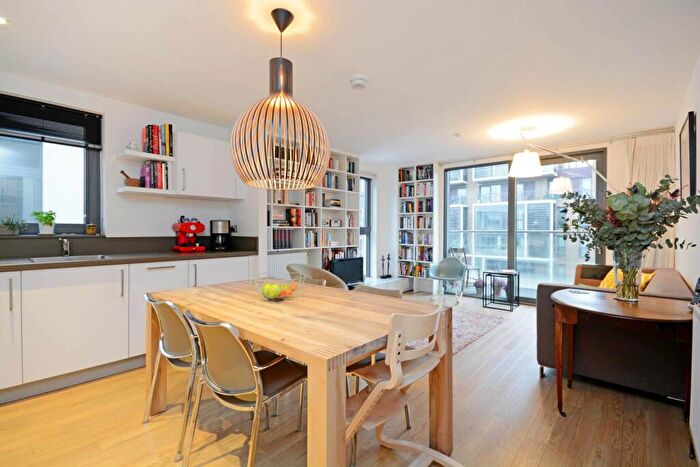 2 Bedroom Flat To Rent In Dalston Square, Dalston, London, E8