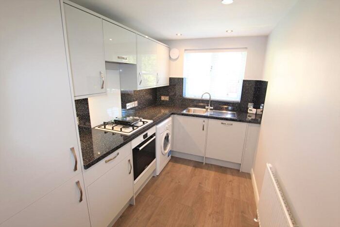 2 Bedroom Apartment To Rent In Woking, Surrey, GU22