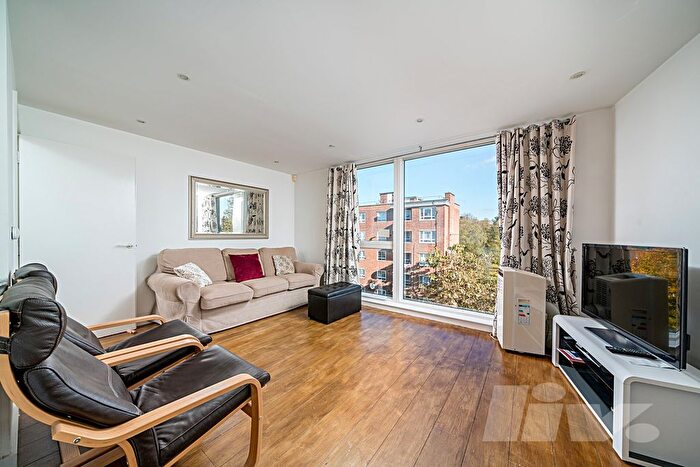 2 Bedroom Flat To Rent In Abbey Road, St Johns Wood, NW8