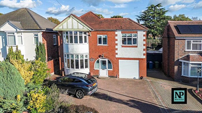 5 Bedroom Detached House For Sale In Sheepcote Lane, Tamworth, B77
