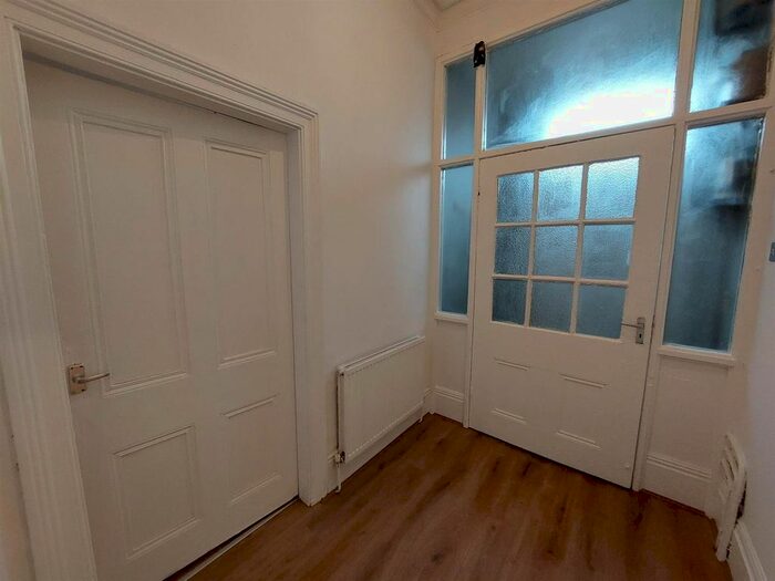 1 Bedroom Flat To Rent In City Road, Edgbaston, Birmingham, B16