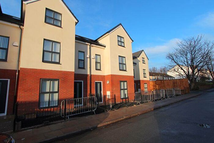 4 Bedroom Town House To Rent In Green Lane, Liverpool, L13
