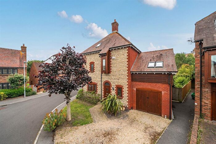 5 Bedroom Detached House For Sale In Roman Way, Shillingstone, Blandford Forum, DT11