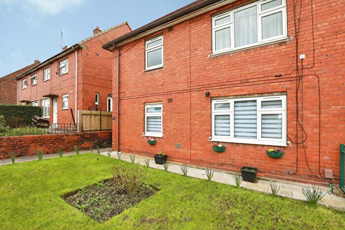 2 Bedroom Flat For Sale In Ashman Street, Smallthorne, Stoke-on-trent, ST6