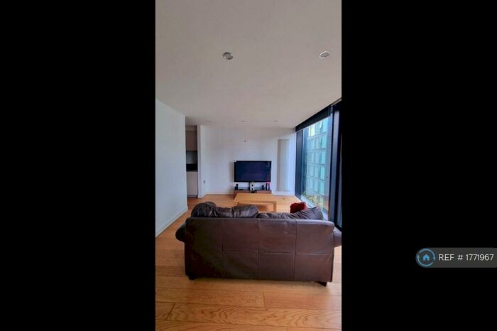 1 Bedroom Flat To Rent In Simpson Loan, Edinburgh, EH3