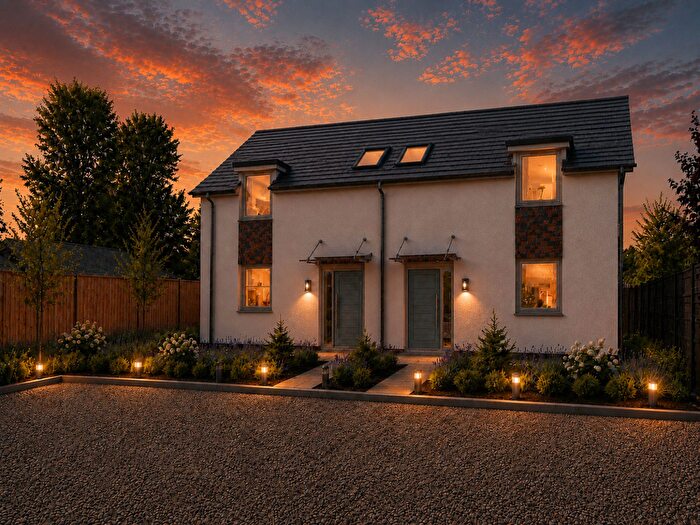 3 Bedroom Semi-Detached House For Sale In The Moors, Kidlington, OX5