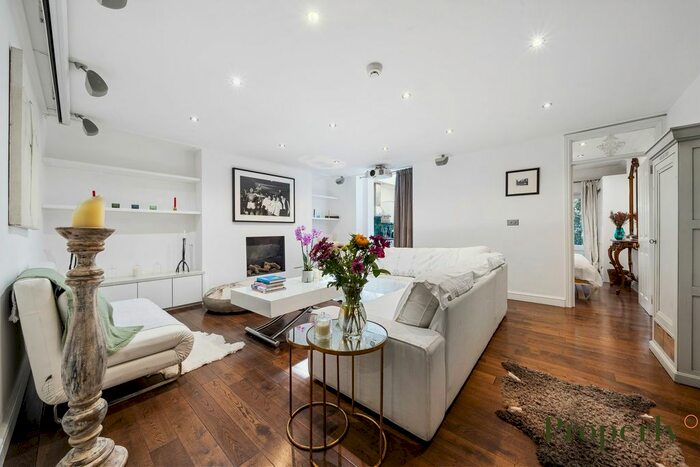 2 Bedroom Flat To Rent In Sutherland Avenue, London, W9