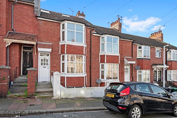 2 Bedroom Flat To Rent In Whippingham Road, BN2