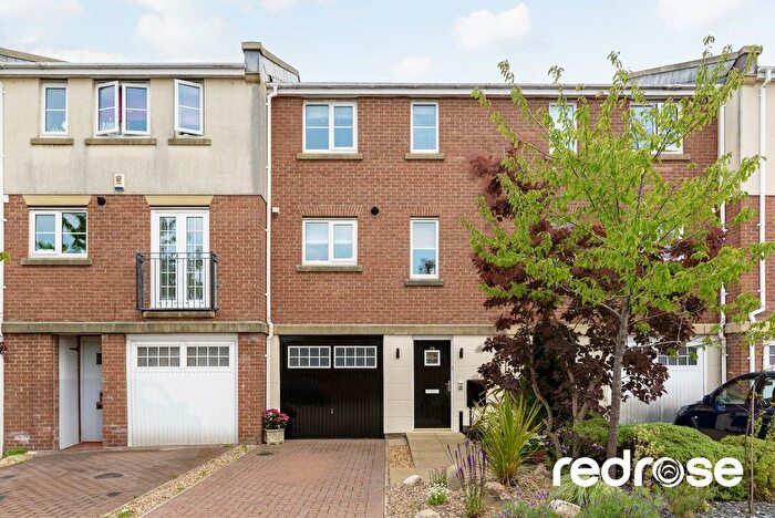 3 Bedroom Mews To Rent In Perthshire Grove, Buckshaw Village, Chorley, PR7