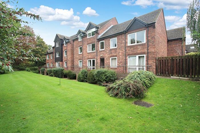 1 Bedroom Flat For Sale In Caldecott Road, Cygnet Court Caldecott Road, OX14