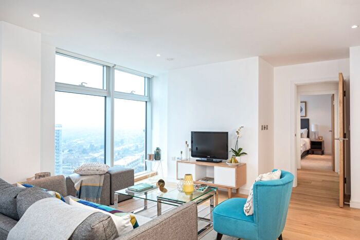 1 Bedroom Flat To Rent In Winston Way, Ilford, IG1