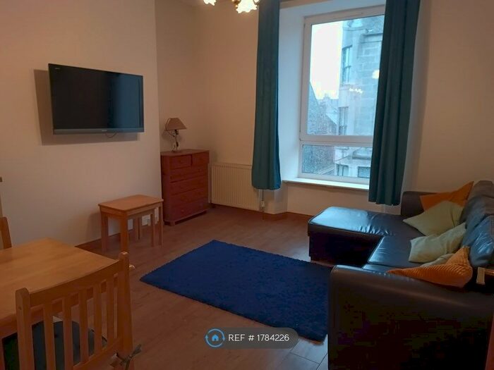 1 Bedroom Flat To Rent In Fraser Street, Aberdeen, AB25