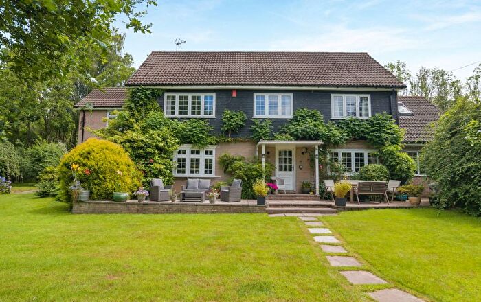 4 Bedroom Detached House For Sale In Llantrisant, Usk, NP15