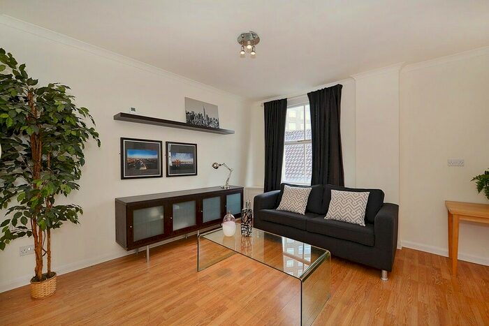 2 Bedroom Flat To Rent In Dawes Road, Fulham, SW6