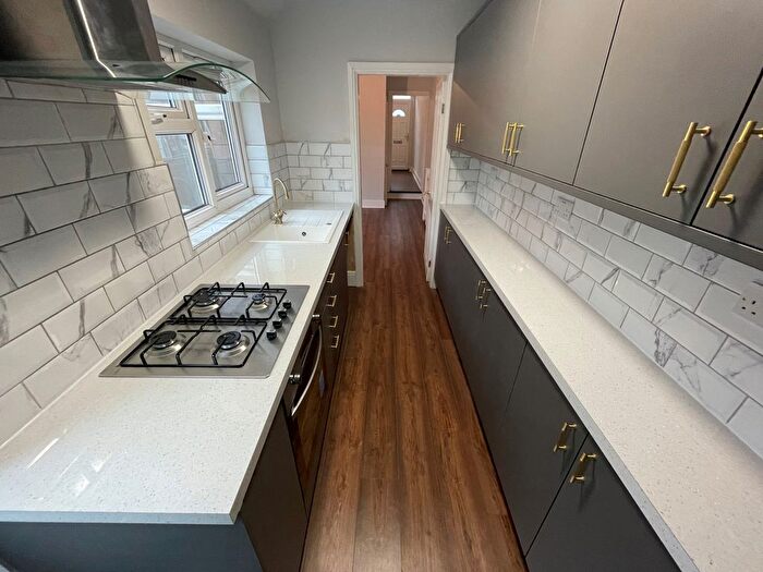 2 Bedroom Property To Rent In Rossington Road, Nottingham, NG2