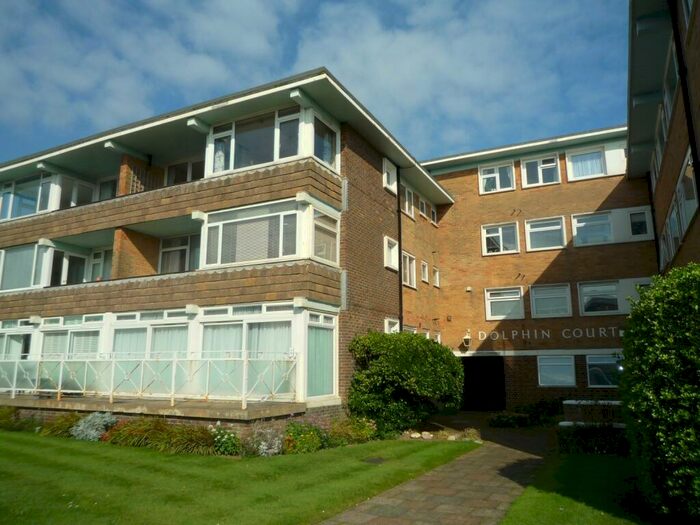 2 Bedroom Property To Rent In Dolphin Court, Rustington, BN16