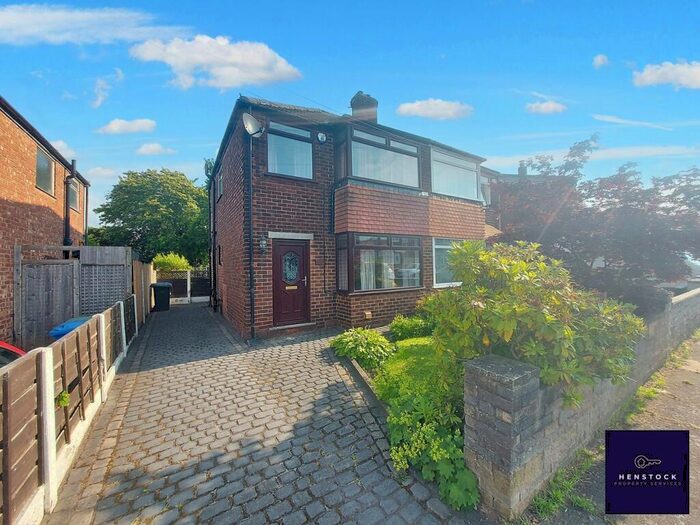 3 Bedroom Semi-Detached House To Rent In Ruthin Avenue, Middleton, Manchester, M24