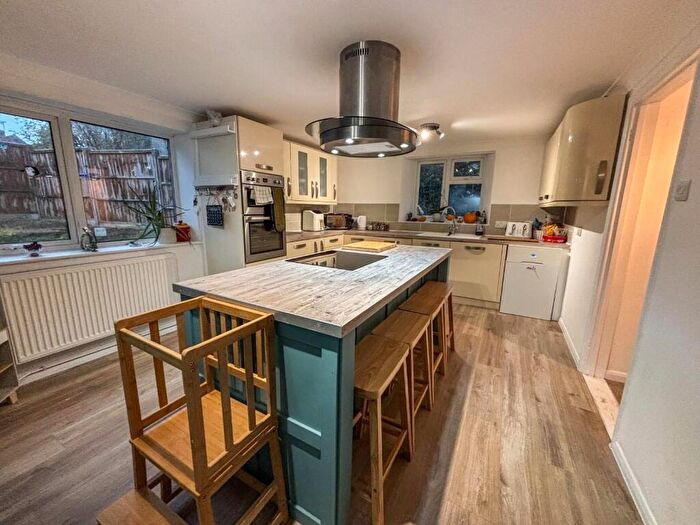 3 Bedroom Detached House For Sale In High Street, Lakenheath, IP27