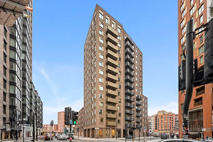 2 Bedroom Flat To Rent In West Apartments, Ashley Road, London, N17