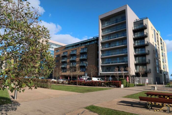 Studio To Rent In Ferry Court, Cardiff, CF11