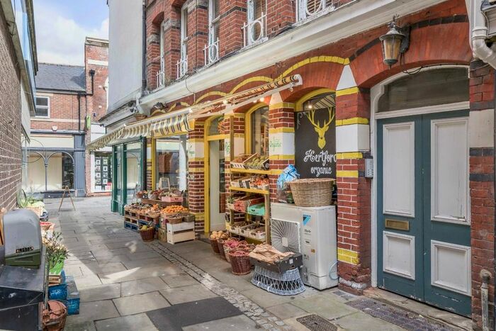 1 Bedroom Flat To Rent In Honey Lane, Hertford, SG14