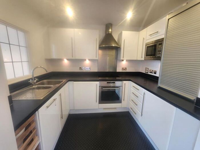 1 Bedroom Apartment To Rent In Oceana Boulevard, SO14