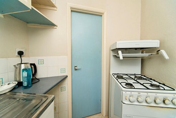 1 Bedroom Flat For Sale In Cornwall Road, Bexhill-On-Sea, TN39