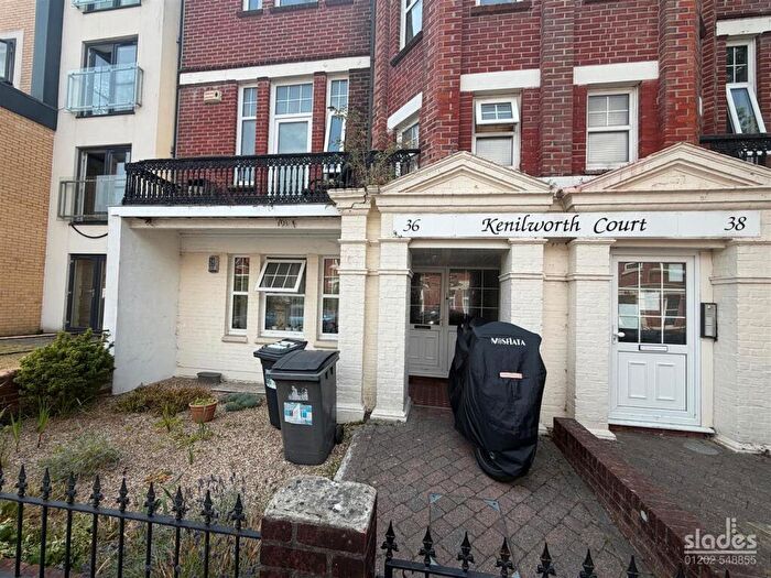2 Bedroom Flat To Rent In Kenilworth Court, - Norwich Avenue West, BH2