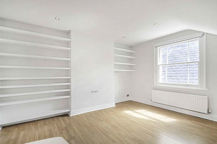 1 Bedroom Flat To Rent In Palace Road, Tulse Hill, SW2