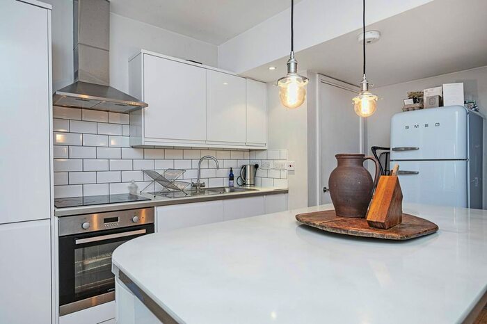 2 Bedroom Flat To Rent In Haggerston Studios, Haggerston, London, E8