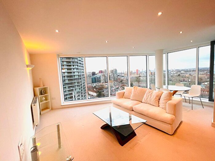 2 Bedroom Apartment To Rent In Alaska Building, Western Gateway, Royal Victoria Docks, London, E16