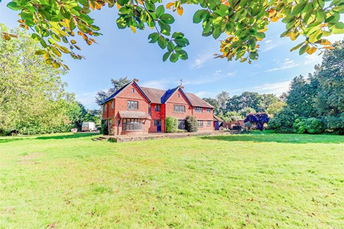 7 Bedroom Detached House To Rent In Horseshoe Lane, Cranleigh, GU6