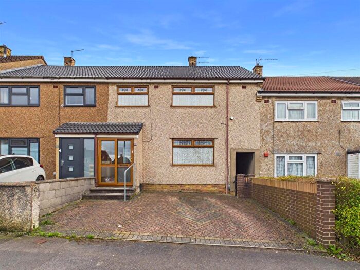 3 Bedroom House For Sale In Tudor Road, Hanham, Bristol, BS15