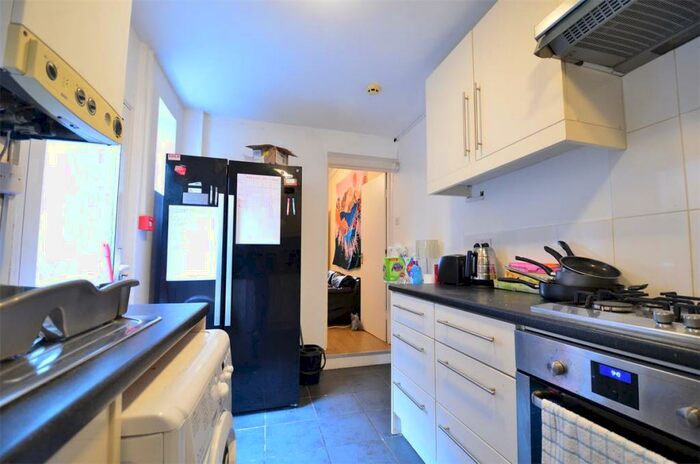 5 Bedroom Terraced House To Rent In Pershore Road Selly Oak, Birmingham, B29