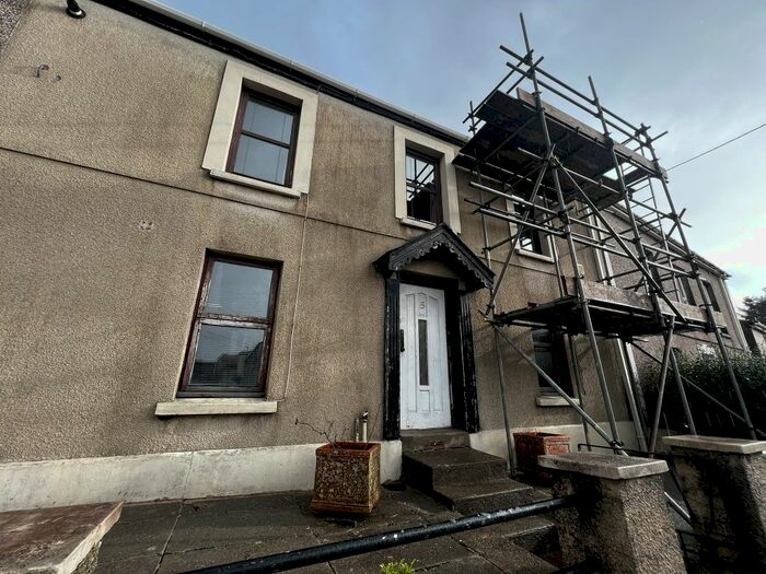 2 Bedroom Flat To Rent In Waterloo Terrace, Carmarthen, Carmarthenshire, SA31