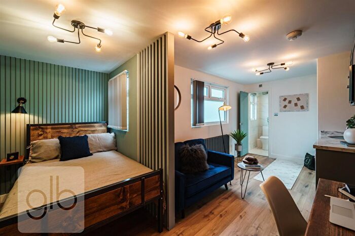 1 Bedroom Property To Rent In Highland Road, Earlsdon, Coventry, CV5