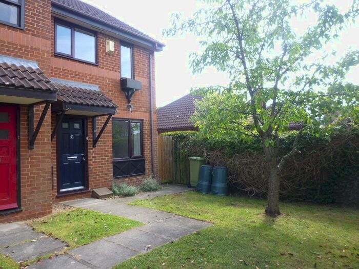 2 Bedroom Semi-Detached House To Rent In Boxberry Gardens, Walnut Tree, Milton Keynes, MK7