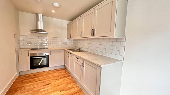 1 Bedroom Studio To Rent In Countess Road, Northampton, NN5