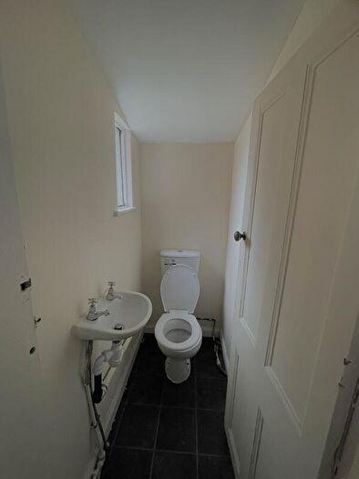 4 Bedroom Terraced House To Rent In Delph Mount, Woodhouse, Leeds, LS6